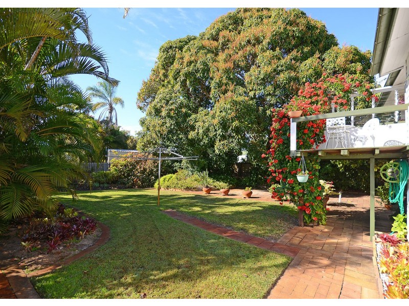 24 Eric Street, Torquay QLD 4655
