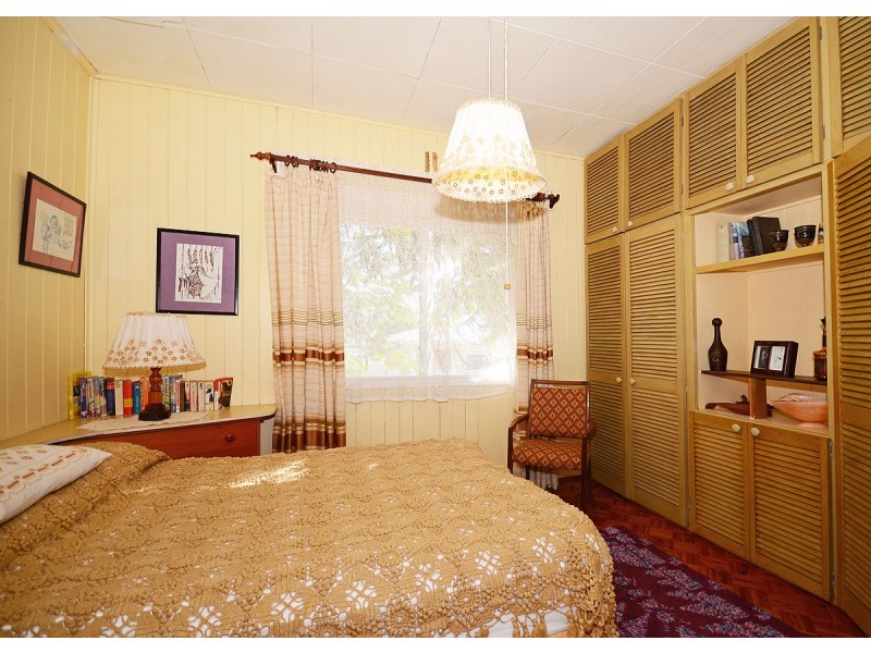 24 Eric Street, Torquay QLD 4655