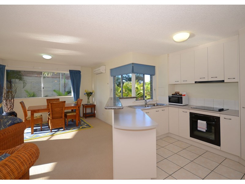 178/17 Buccaneer Drive, Urangan QLD 4655