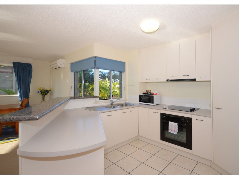 178/17 Buccaneer Drive, Urangan QLD 4655