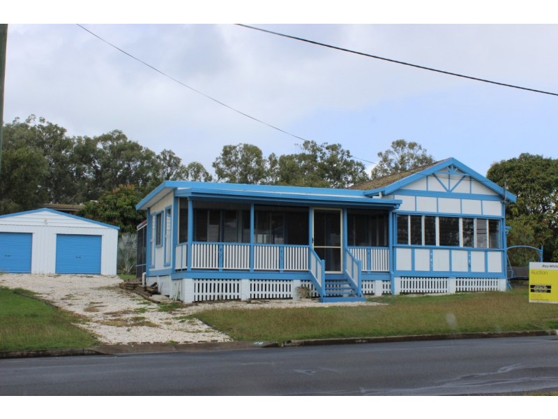 28 Esplanade, Point Vernon QLD 4655