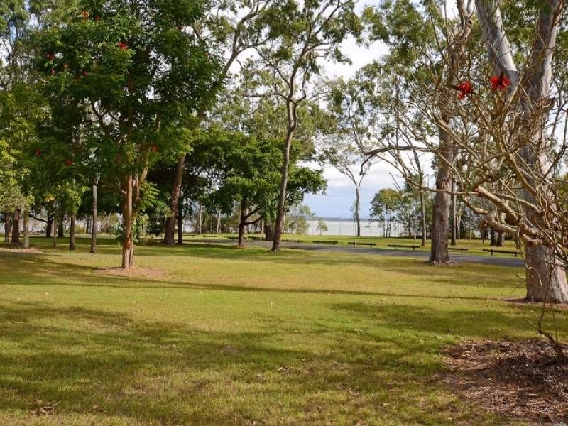 28 Esplanade, Point Vernon QLD 4655