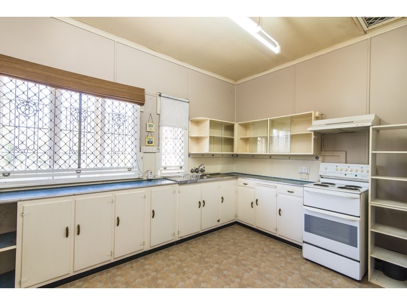 151 Esplanade, Point Vernon QLD 4655