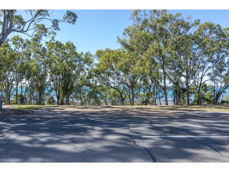 151 Esplanade, Point Vernon QLD 4655