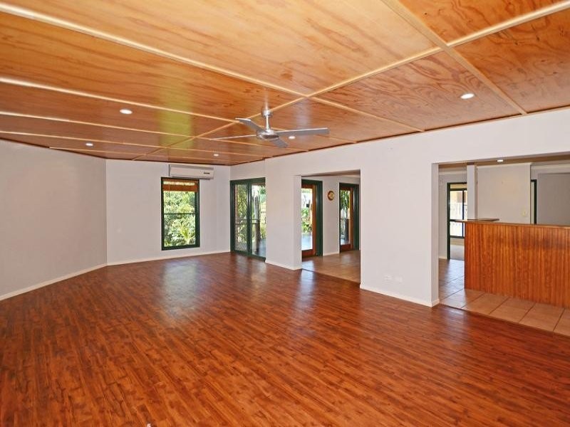 21 Romeck Crescent, Urraween QLD 4655