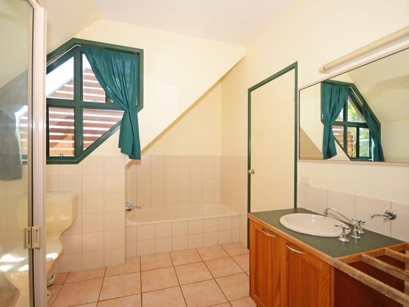 21 Romeck Crescent, Urraween QLD 4655