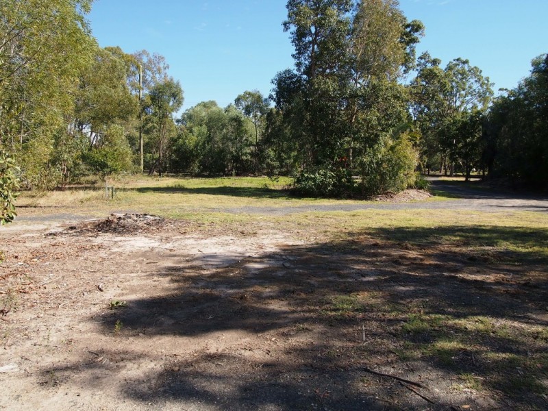 4 Mexican Court, Urangan QLD 4655