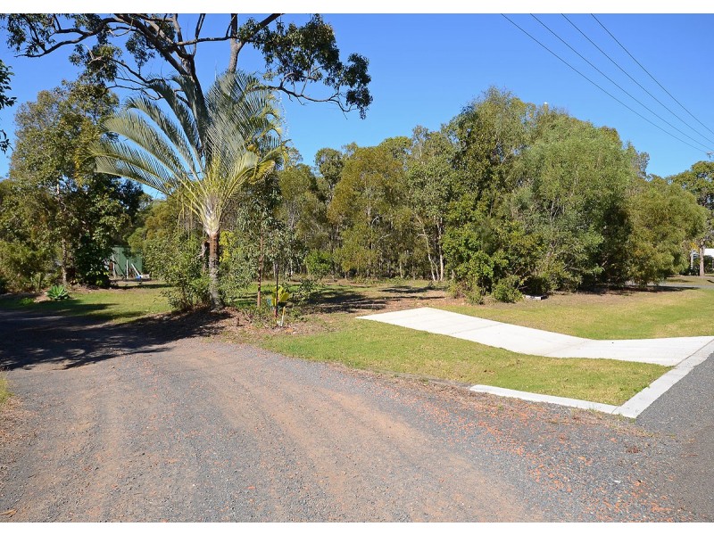 4 Mexican Court, Urangan QLD 4655