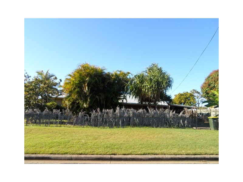 8 Urangan Street, Torquay QLD 4655