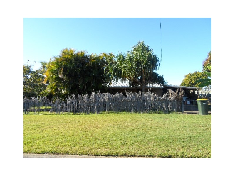8 Urangan Street, Torquay QLD 4655
