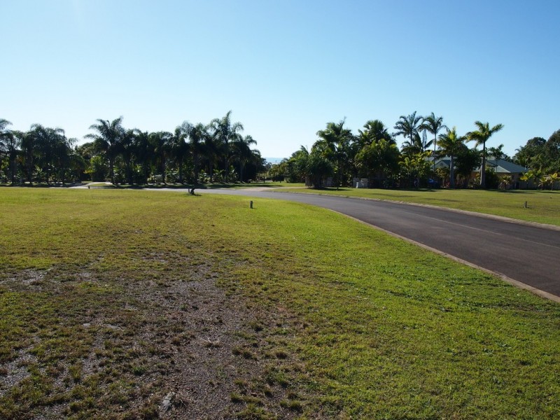 27 Stormy Rise, River Heads QLD 4655