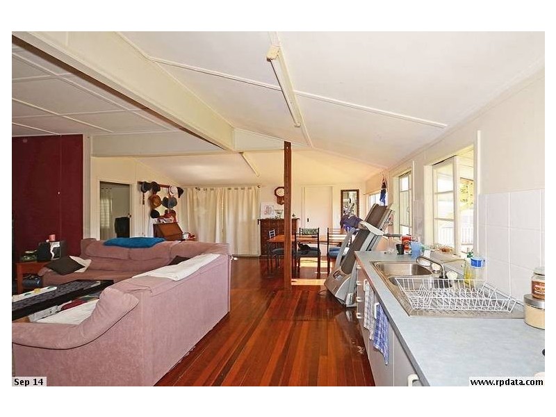 47 Dayman Street, Urangan QLD 4655