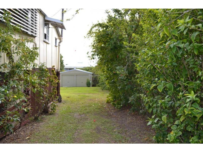 47 Dayman Street, Urangan QLD 4655