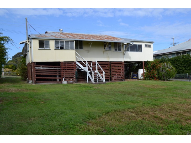 47 Dayman Street, Urangan QLD 4655