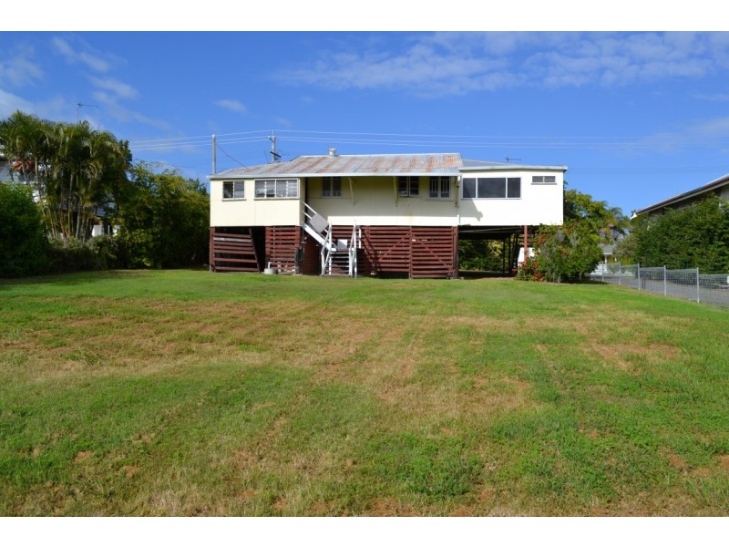 47 Dayman Street, Urangan QLD 4655