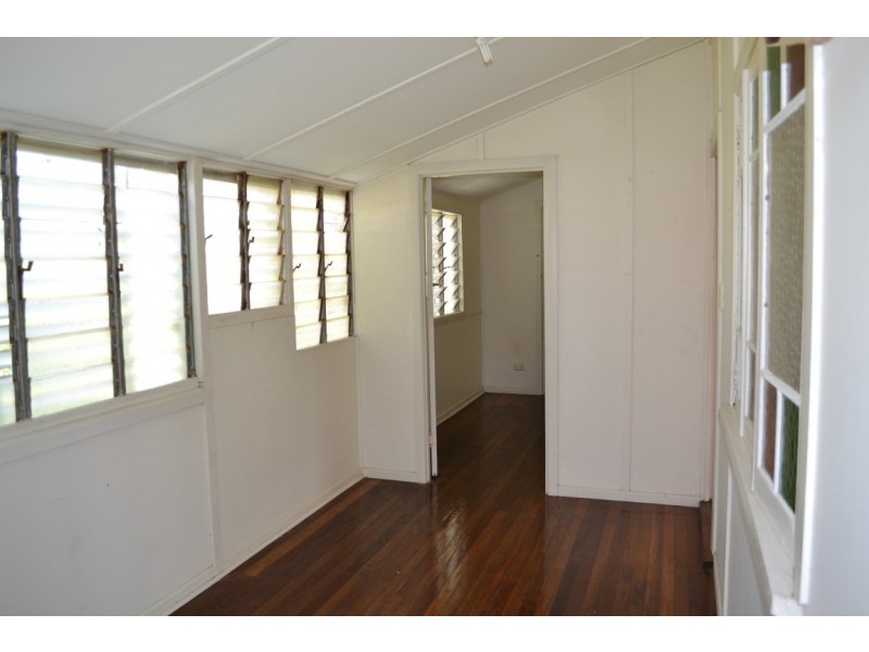 47 Dayman Street, Urangan QLD 4655