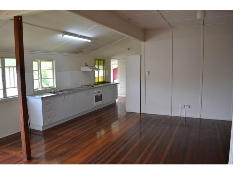 47 Dayman Street, Urangan QLD 4655