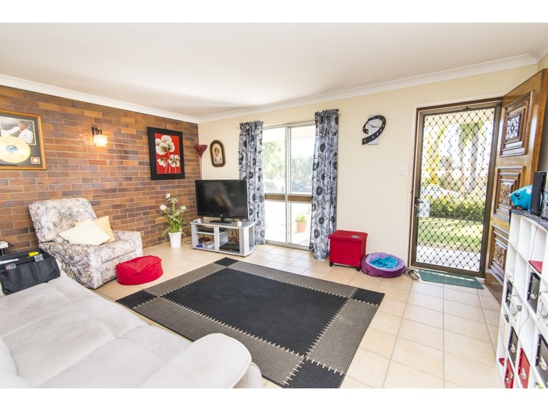 35 Hillcrest Avenue, Scarness QLD 4655