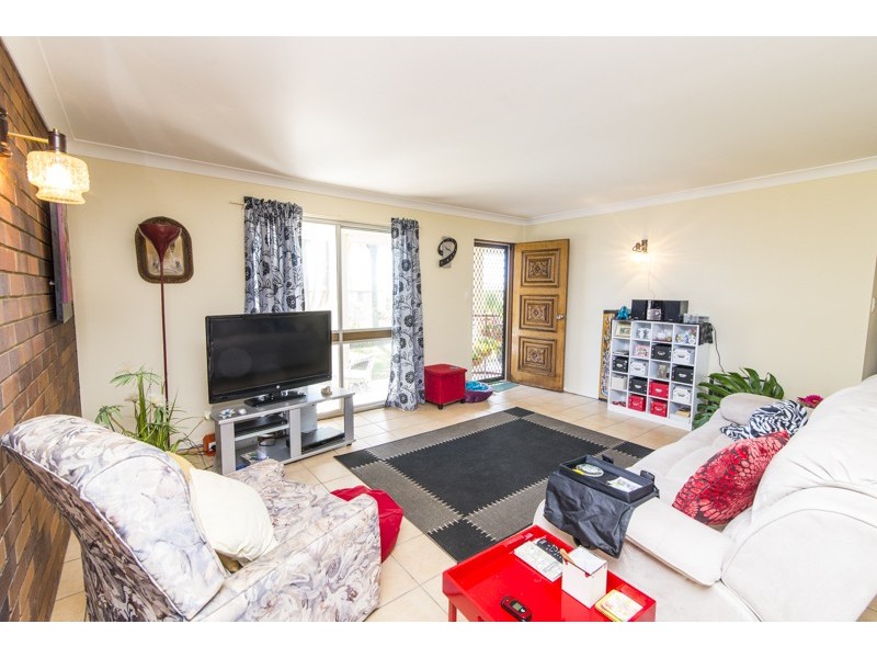 35 Hillcrest Avenue, Scarness QLD 4655