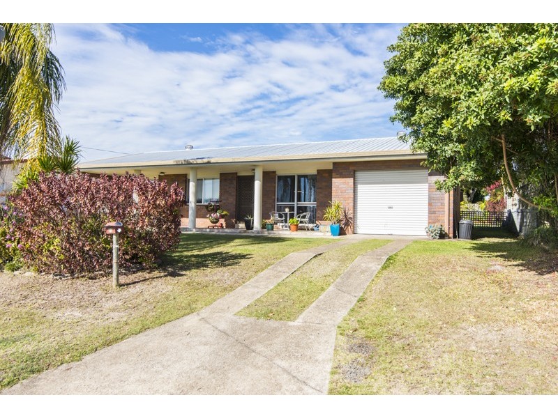 35 Hillcrest Avenue, Scarness QLD 4655