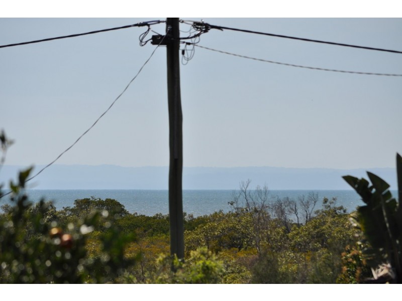 60 Petrel Avenue, River Heads QLD 4655
