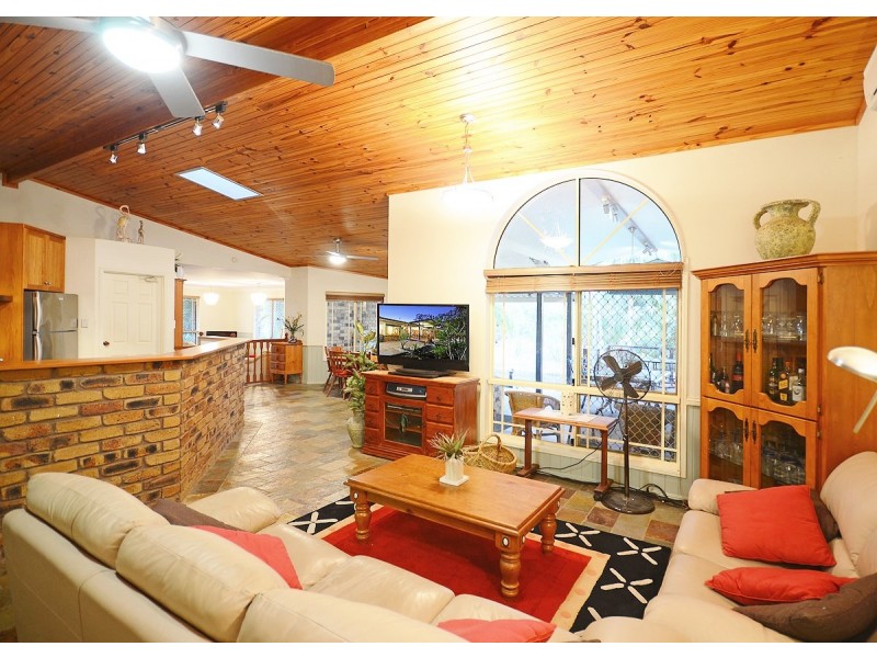 31 Sempfs Road, Dundowran Beach QLD 4655