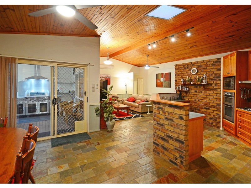 31 Sempfs Road, Dundowran Beach QLD 4655