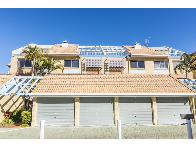 41/17 Buccaneer Drive, Urangan QLD 4655