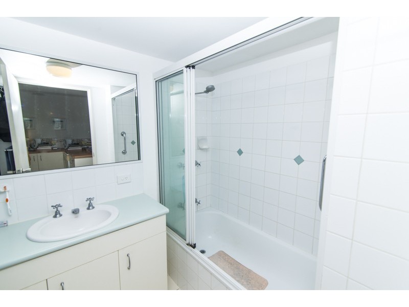 41/17 Buccaneer Drive, Urangan QLD 4655