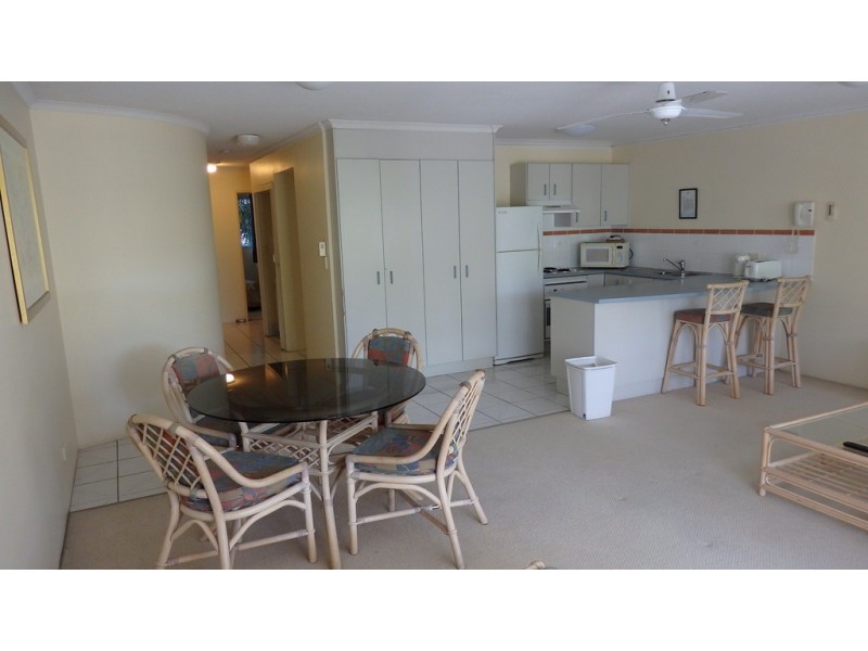 26/386 Esplanade, Torquay QLD 4655