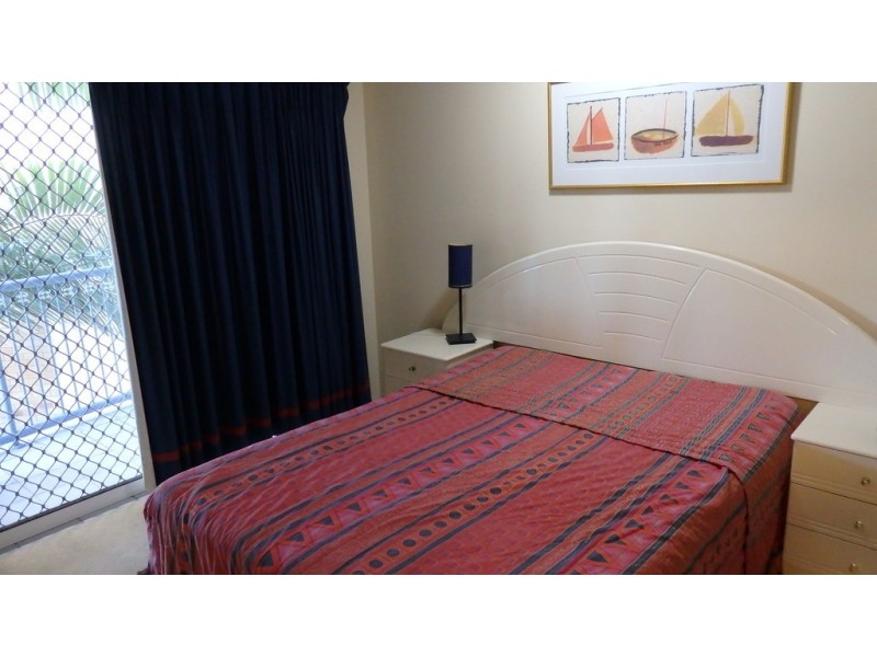 26/386 Esplanade, Torquay QLD 4655