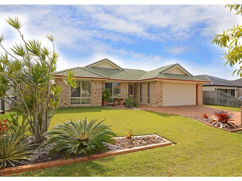 5 Surrey Court, Kawungan QLD 4655