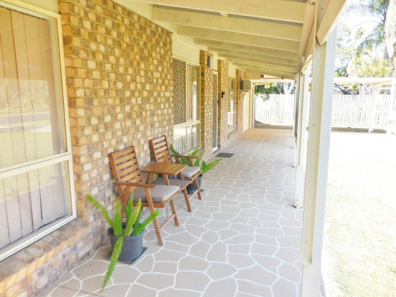 96 North Street, Point Vernon QLD 4655