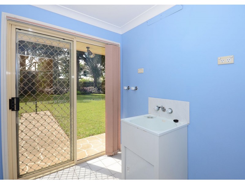 96 North Street, Point Vernon QLD 4655