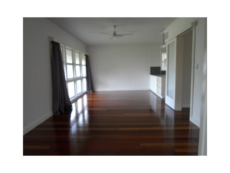 15 Charles Street, Pialba QLD 4655