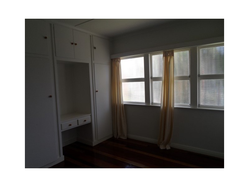 15 Charles Street, Pialba QLD 4655