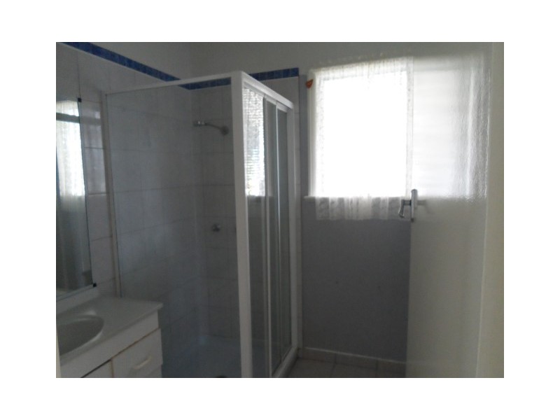 15 Charles Street, Pialba QLD 4655