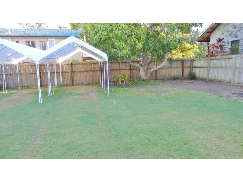 42 Esplanade, Point Vernon QLD 4655