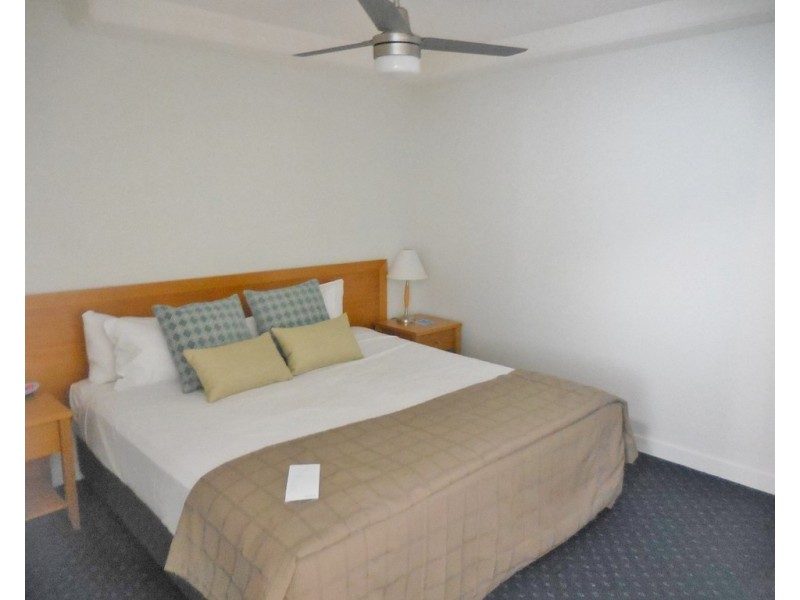 409 Mantra Resort – Buccaneer Drive, Urangan QLD 4655