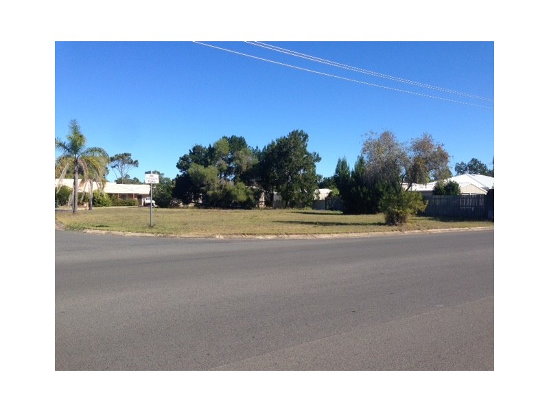 198 Dayman Street, Urangan QLD 4655