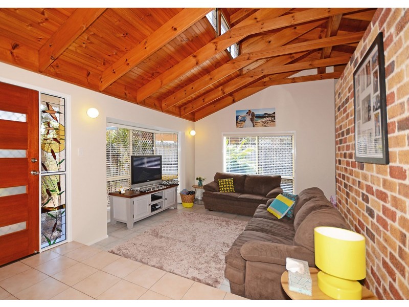 10 San Marco Court, Urangan QLD 4655