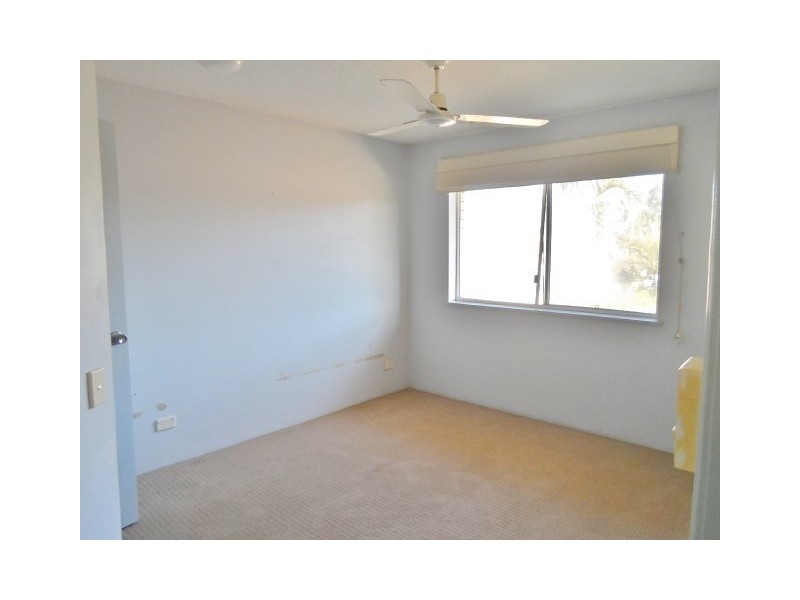 64/17 Buccaneer Dr, Urangan QLD 4655