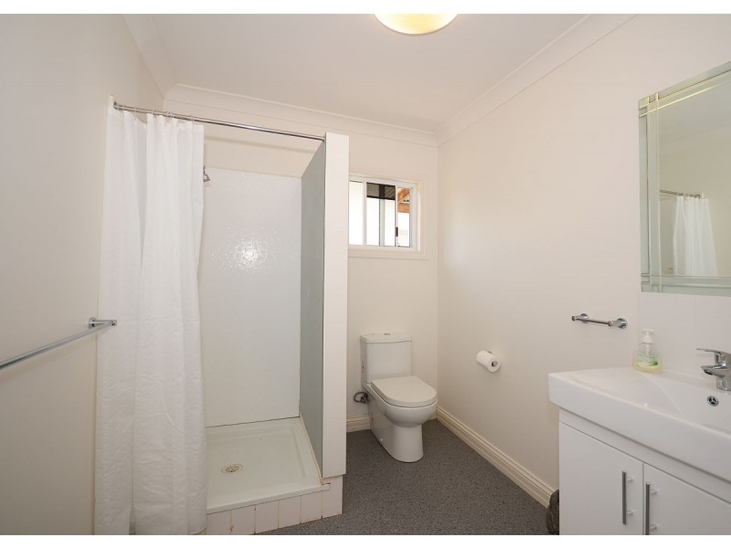 603 Charlton Esplanade, Urangan QLD 4655