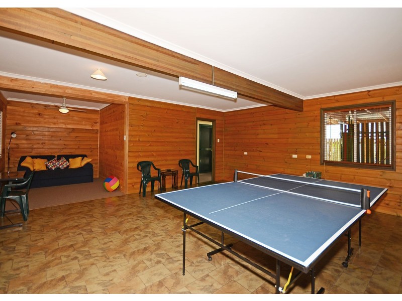 603 Charlton Esplanade, Urangan QLD 4655