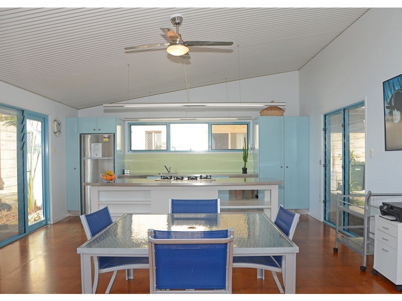 42 Moreton Street, Toogoom QLD 4655