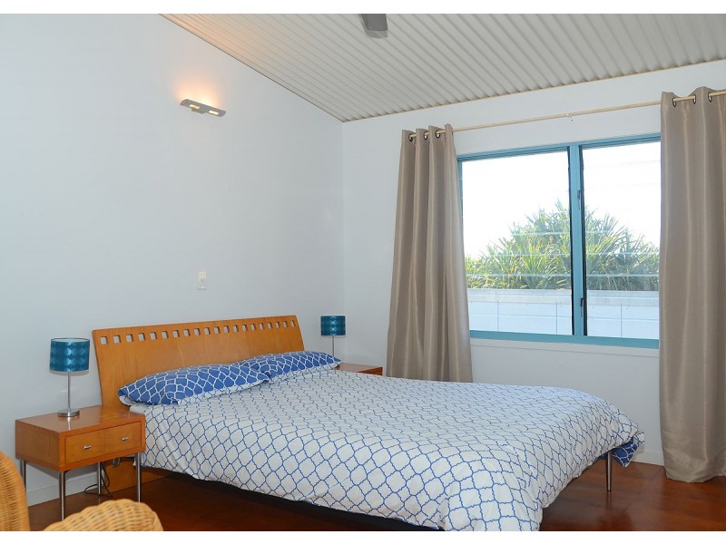 42 Moreton Street, Toogoom QLD 4655