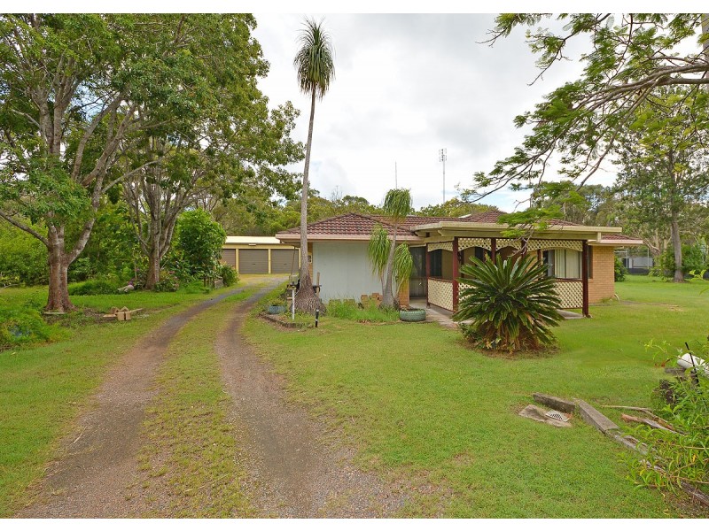 25 Senorita Parade, Urangan QLD 4655