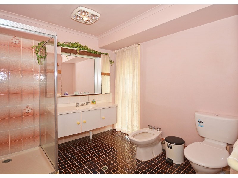 25 Senorita Parade, Urangan QLD 4655