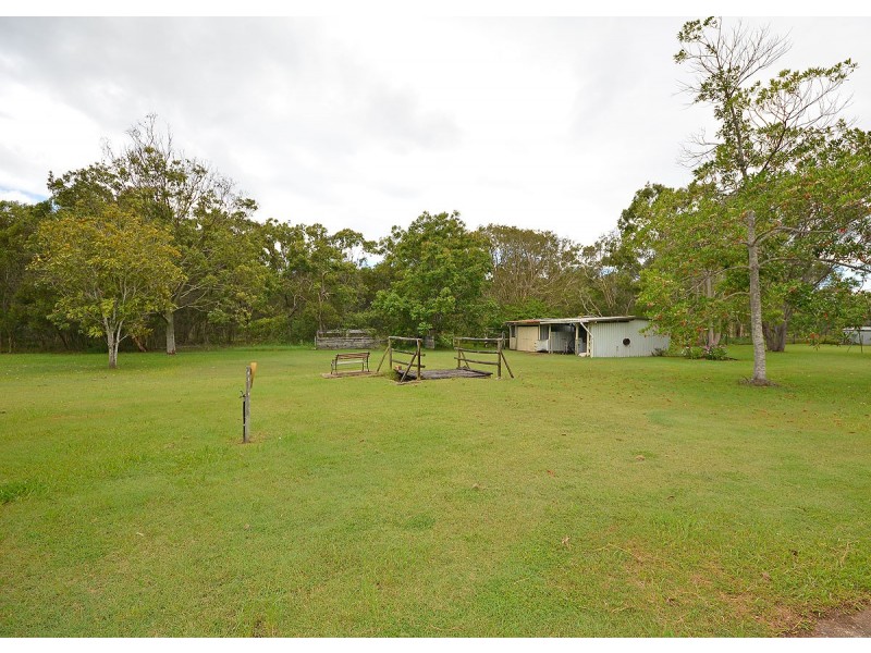 25 Senorita Parade, Urangan QLD 4655