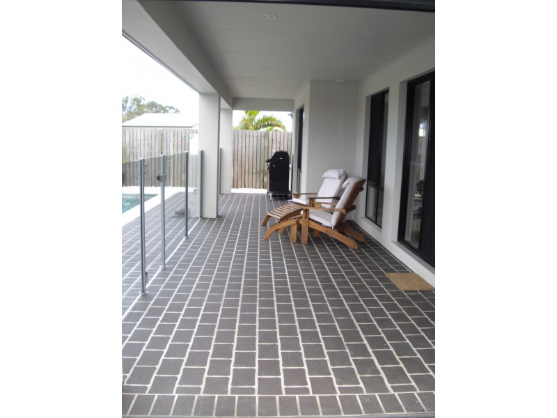 48 Endeavour Way, Eli Waters QLD 4655